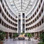מלון Sofitel Europe 5*