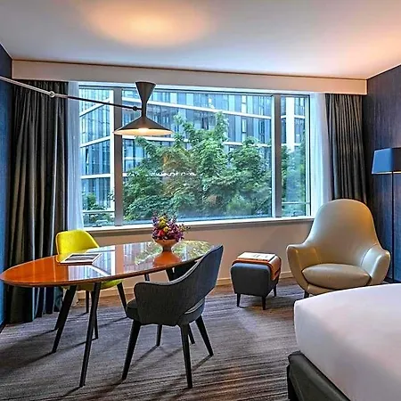 Sofitel Europe Szálloda
