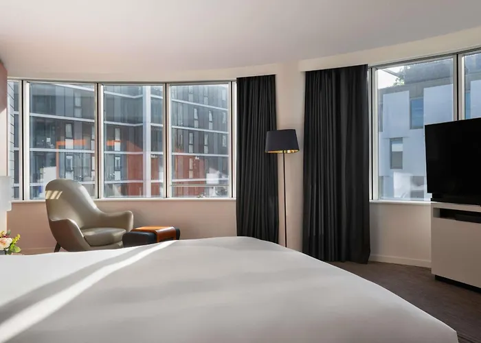 מלון Sofitel Europe 5*